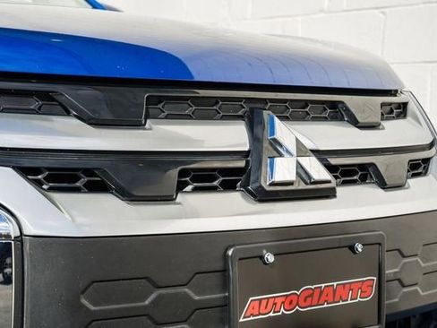 Used 2022 Mitsubishi Outlander Sport SE image 11