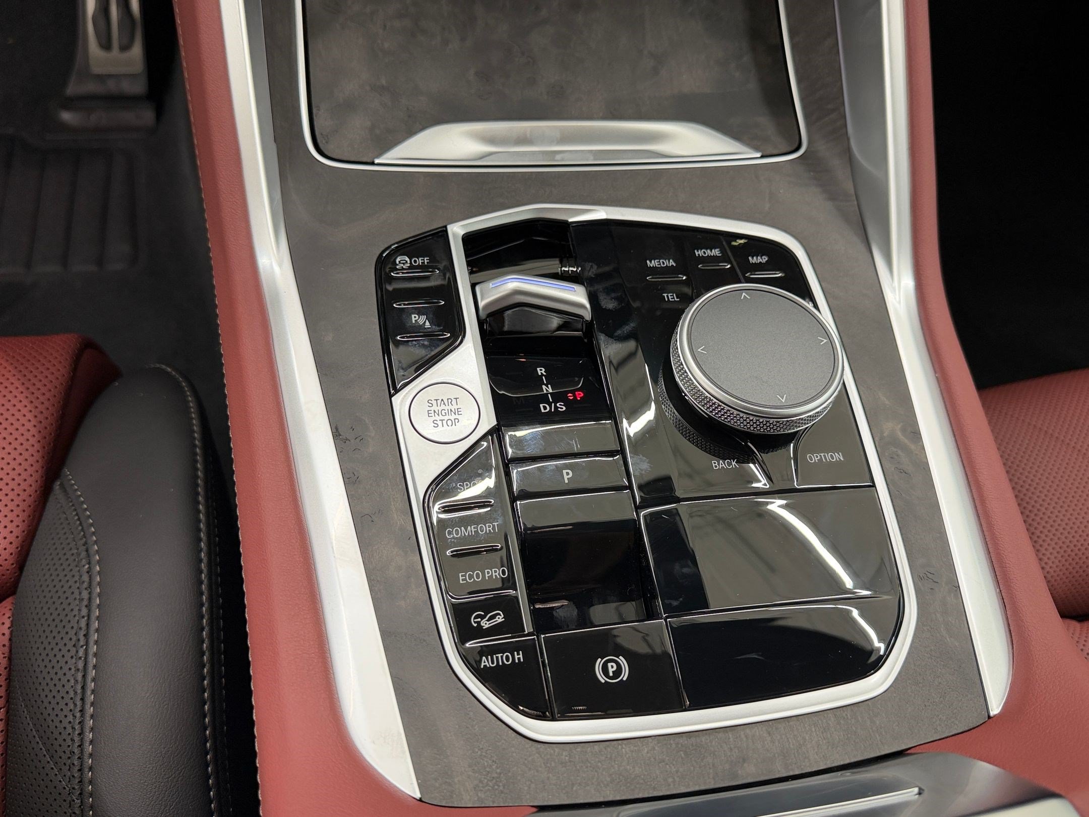 New 2027 BMW X6 xDrive40i AWD/4WD image 17