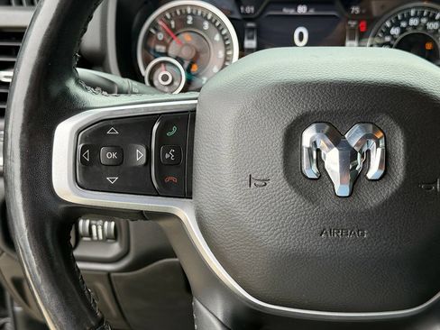 Used 2019 RAM 1500 Big Horn AWD/4WD image 17
