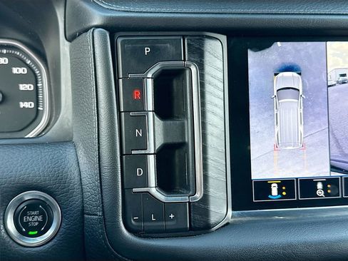 Used 2021 GMC Yukon Denali w/ Denali Premium Package image 17