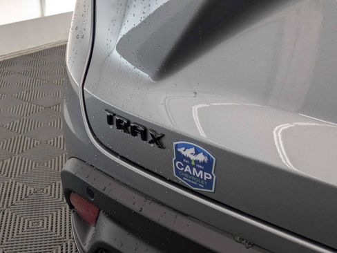 New 2026 Chevrolet Trax RS w/ Sunroof Package FWD image 13
