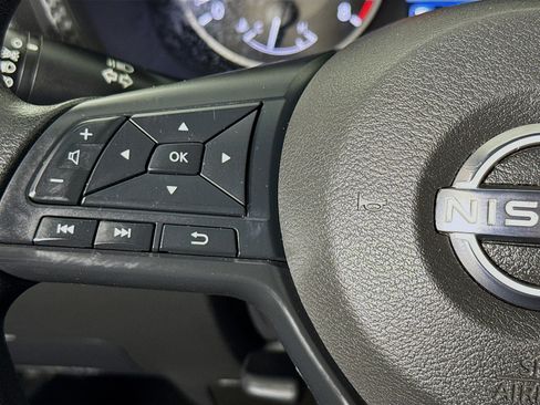 Used 2024 Nissan Sentra S image 13