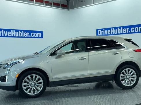 Used 2017 Cadillac XT5 Platinum w/ Driver Assist Package AWD/4WD image 7