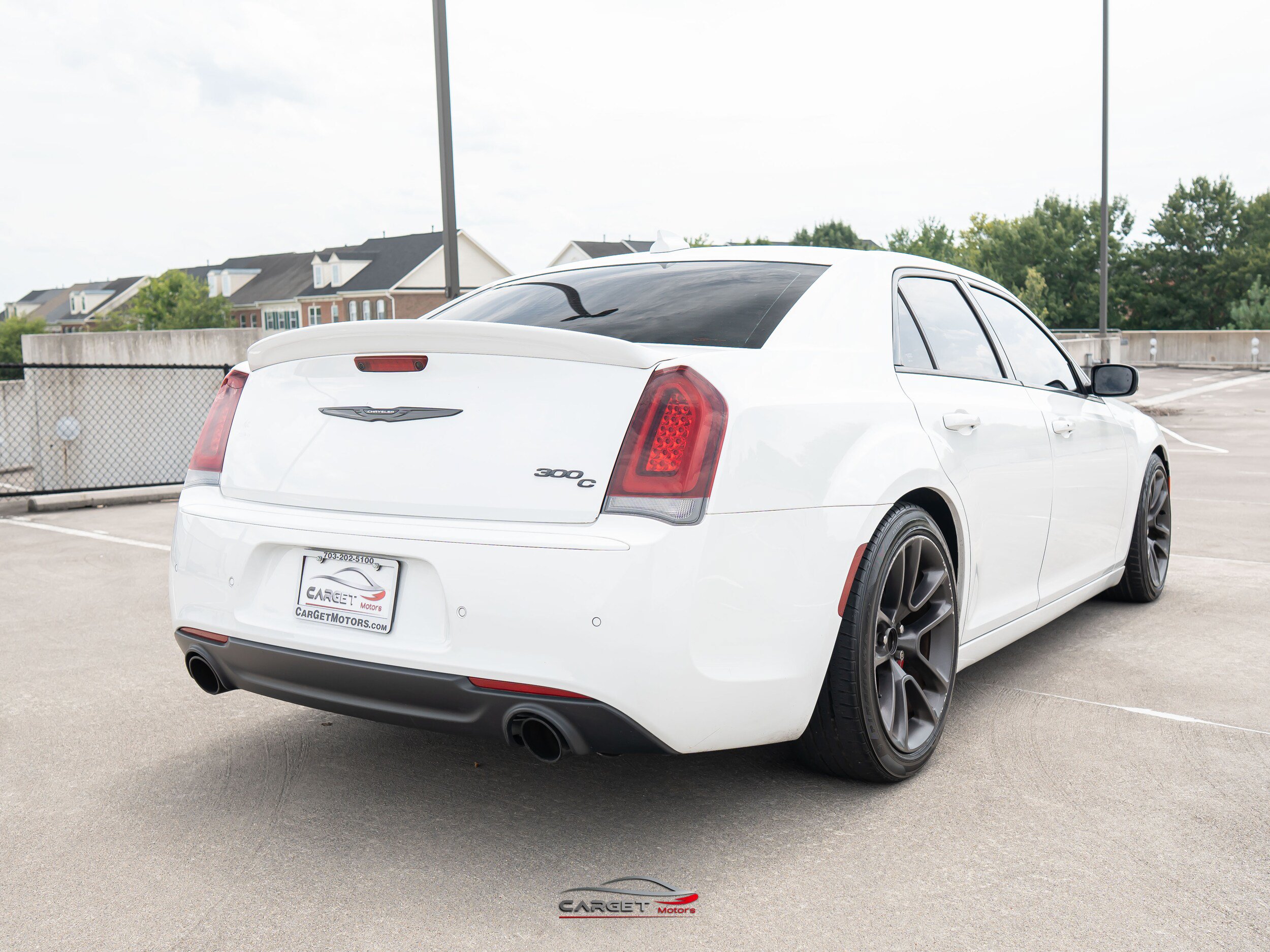 Used 2023 Chrysler 300 C RWD image 4