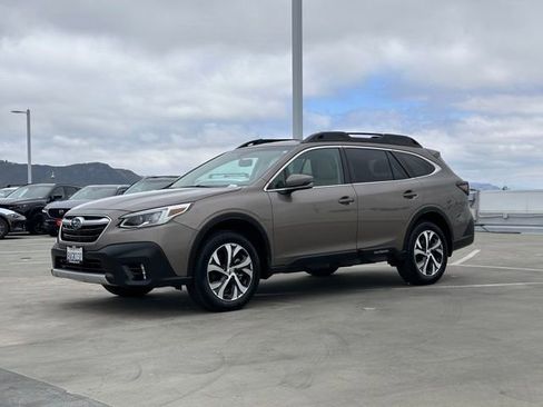 Certified 2021 Subaru Outback Limited AWD/4WD image 6