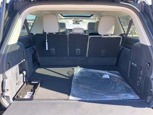 New 2025 Ford Expedition Max Active image 20