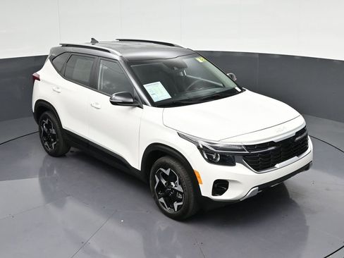 Used 2025 Kia Seltos S FWD image 24