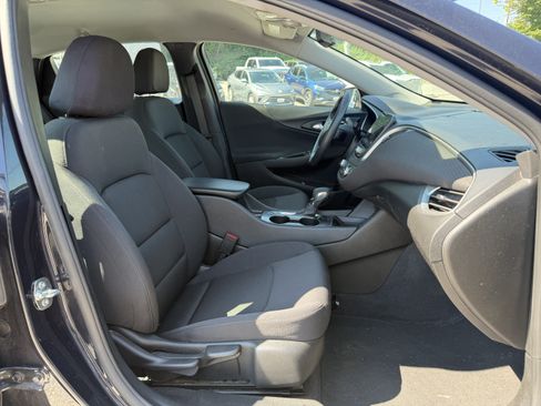 Used 2022 Chevrolet Malibu RS w/ LPO, Convenience Package 1 FWD image 10