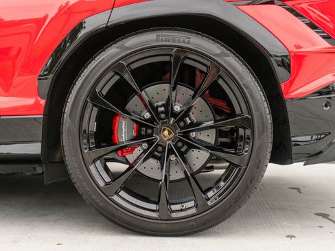 Used 2023 Lamborghini Urus S image 23