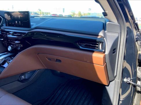 Certified 2026 Acura MDX FWD w/ Technology Package image 16