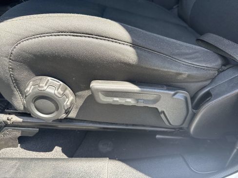Used 2019 Jeep Wrangler Unlimited Sport AWD/4WD image 14
