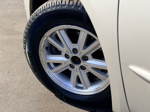 Used 2005 Toyota Sienna CE image 21