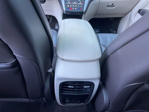 Used 2019 Lincoln MKC Reserve image 15