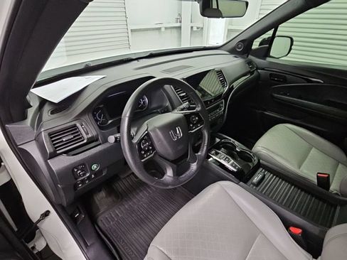 Used 2022 Honda Passport Elite image 12