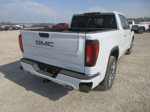 New 2026 GMC Sierra 1500 Denali Ultimate image 5
