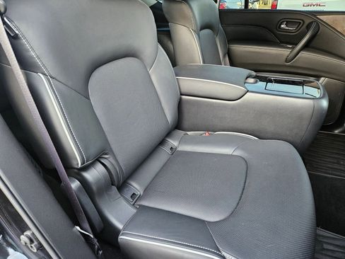 Used 2022 INFINITI QX80 Premium Select w/ All-Season Package image 29