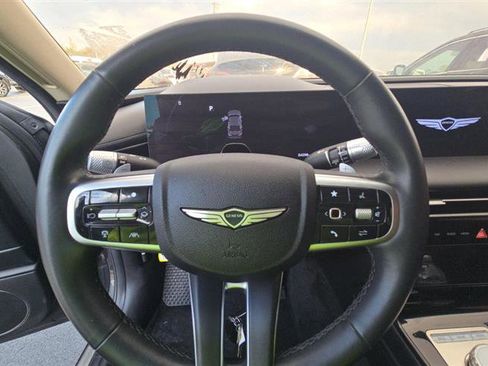 Used 2025 Genesis G80 2.5T image 5