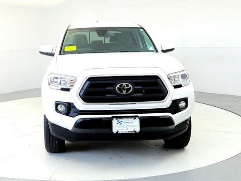 Certified 2023 Toyota Tacoma SR5 AWD/4WD image 8