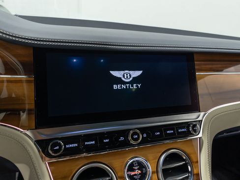 Used 2024 Bentley Continental GT V8 AWD/4WD image 50