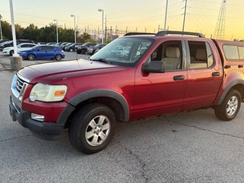 Used 2008 Ford Explorer Sport Trac XLT image 7