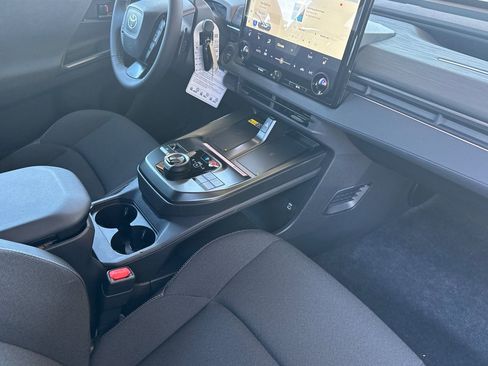New 2026 Toyota C-HR AWD/4WD image 17