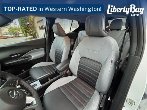 Used 2021 Nissan Kicks SR w/ SR Premium Package image 11