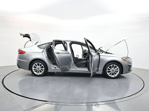 Certified 2020 Ford Fusion SE FWD image 62