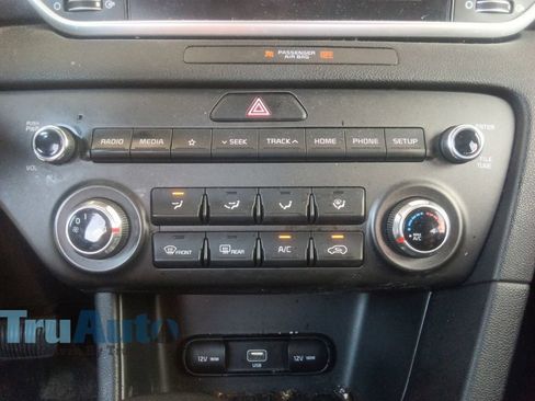 Used 2021 Kia Sportage LX FWD image 33