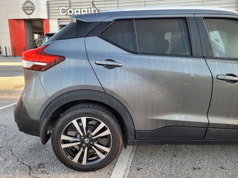 Certified 2020 Nissan Kicks SV image 6