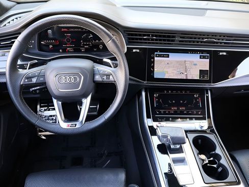 Used 2021 Audi RS Q8 4.0T image 14