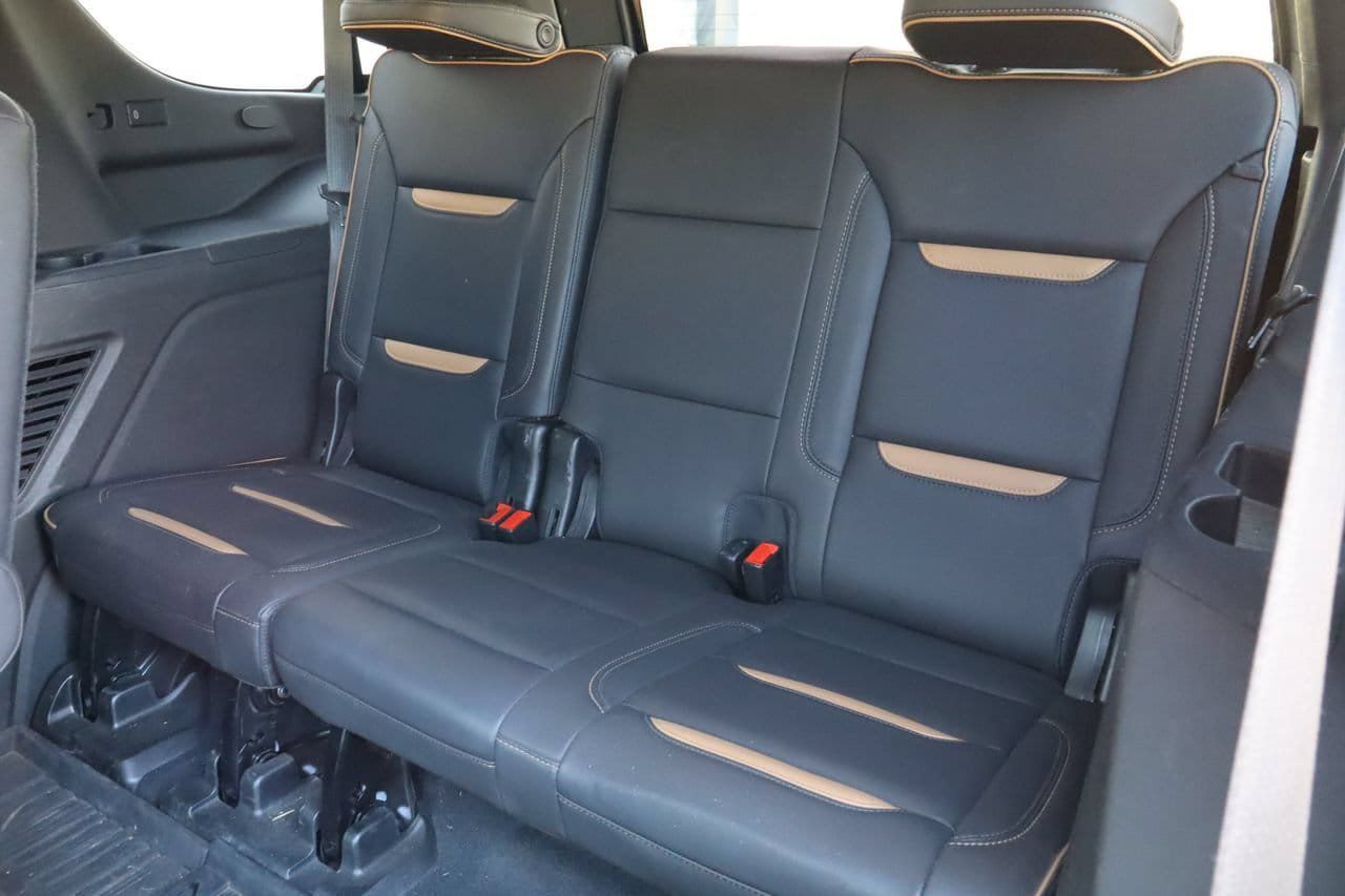 Used 2021 GMC Yukon AT4 w/ AT4 Premium Plus Package AWD/4WD image 7