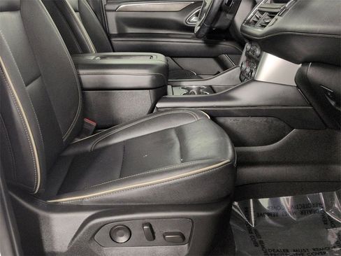 Used 2023 Chevrolet Tahoe Premier w/ Advanced Technology Package image 25