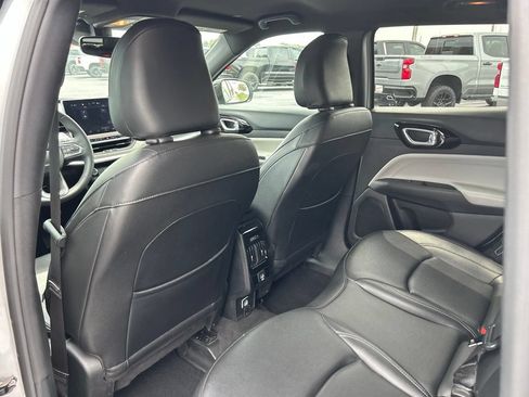Used 2025 Jeep Compass Limited AWD/4WD image 35