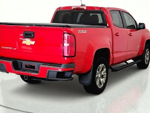 Used 2018 Chevrolet Colorado Z71 AWD/4WD image 8