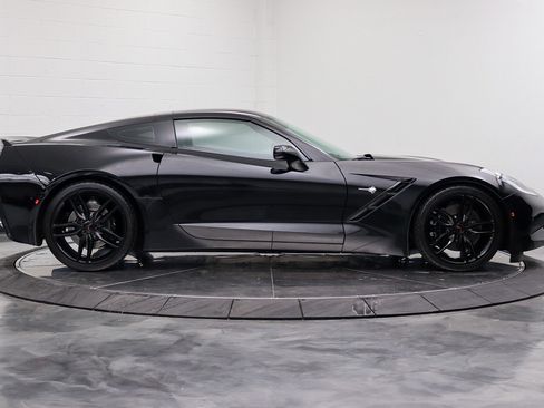 Used 2014 Chevrolet Corvette Stingray Coupe RWD image 17
