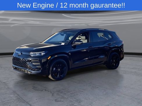 New 2026 Volkswagen Tiguan SE R-Line FWD image 3