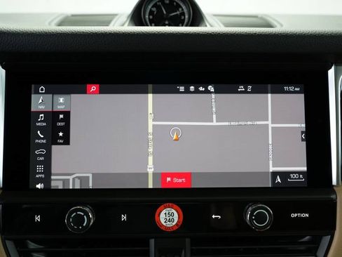 New 2025 Porsche Macan image 20