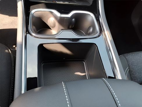 New 2026 Chevrolet Traverse LT w/ LPO, Floor Liner Package image 22