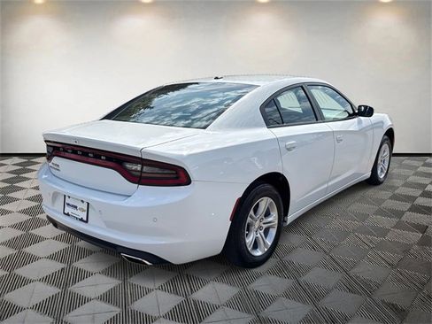 Used 2022 Dodge Charger SXT image 5
