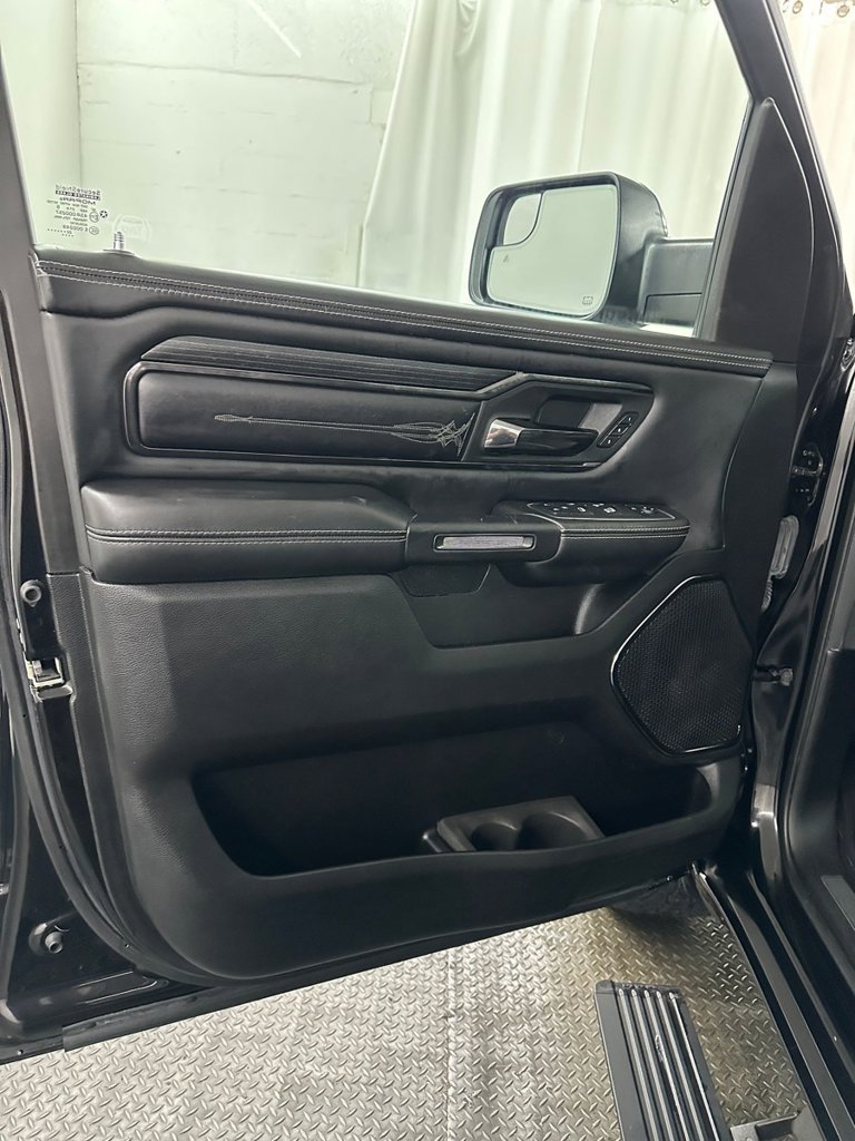 Used 2022 RAM 1500 Limited w/ Body-Colour Bumper Group AWD/4WD image 8