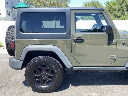 Used 2015 Jeep Wrangler Sport AWD/4WD image 6