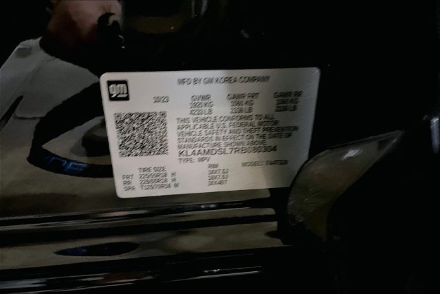 Used 2024 Buick Encore GX Sport Touring w/ Comfort Package FWD image 33