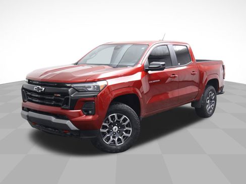 Certified 2023 Chevrolet Colorado Z71 w/ Z71 Convenience Package 2 image 1