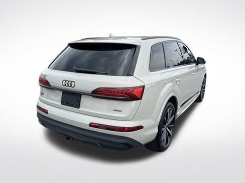 Used 2023 Audi Q7 3.0T Premium Plus w/ Premium Plus Package AWD/4WD image 9