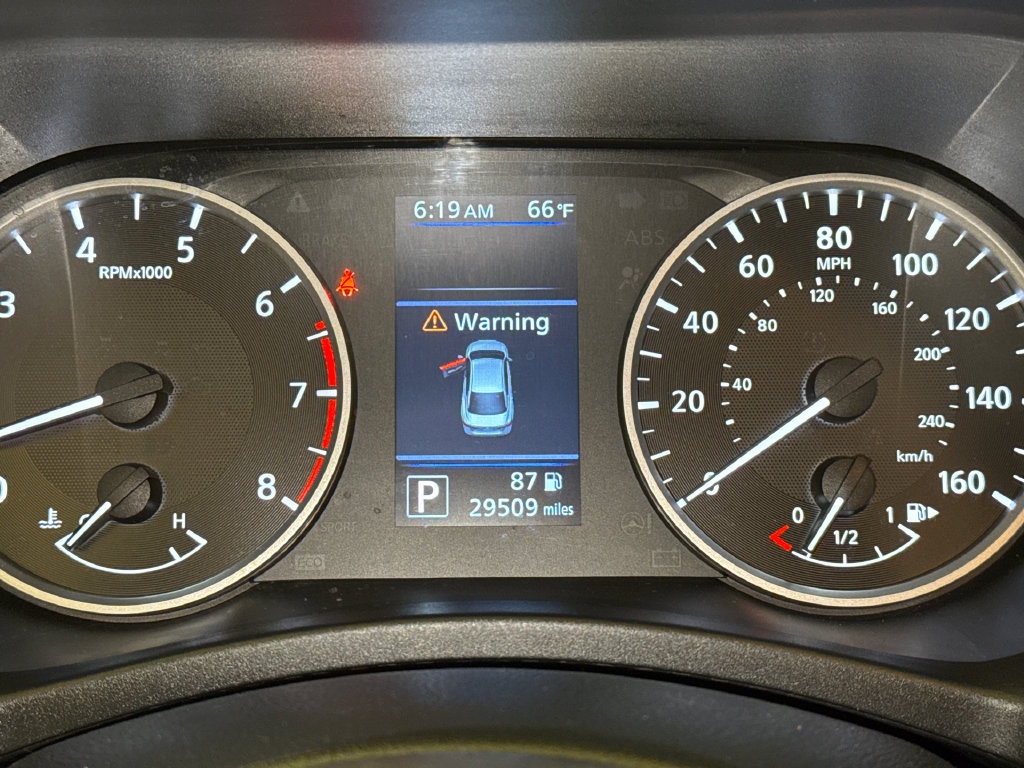 Used 2024 Nissan Sentra S w/ Lighting Package FWD image 28