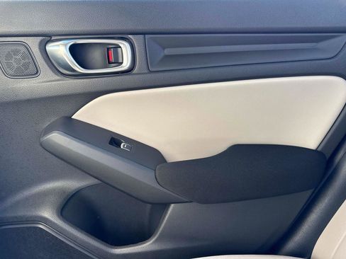 Used 2022 Honda Civic EX image 16