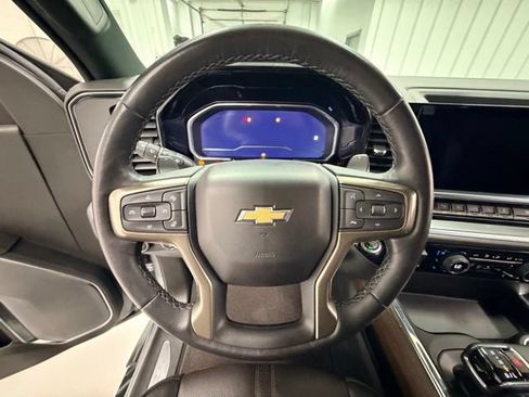 Certified 2023 Chevrolet Silverado 1500 High Country AWD/4WD image 11