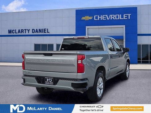 Used 2023 Chevrolet Silverado 1500 Custom RWD image 5