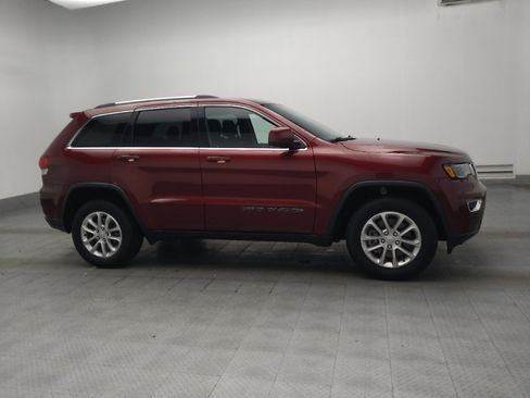 Used 2021 Jeep Grand Cherokee Laredo AWD/4WD image 11