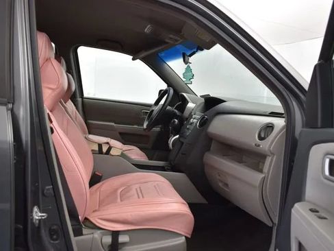 Used 2011 Honda Pilot EX image 17